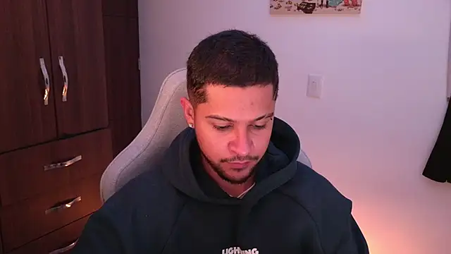 domsantiago  online show from 02-17-26, 03:25