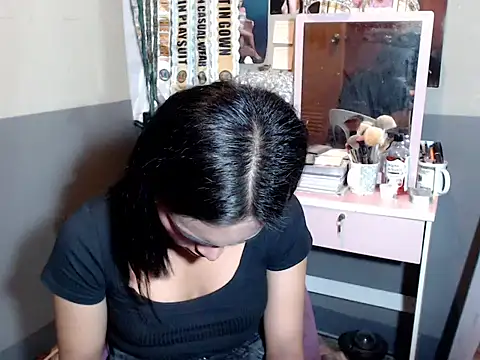 miya khali online show from 10-28-25, 05:15