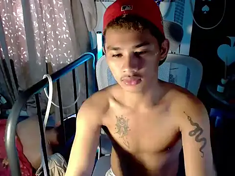 Snapshot of asianhardcock25 chatting on 02-07-26, 06:28 asianhardcock25 online show from 02-07-26, 06:28