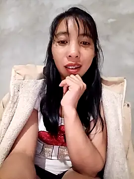 Snapshot of emaame68 chatting on 10-26-25, 02:34 emaame68 online show from 10-26-25, 02:34