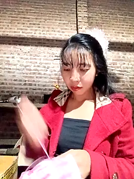 Snapshot of emaame68 chatting on 11-11-25, 01:00 emaame68 online show from 11-11-25, 01:00