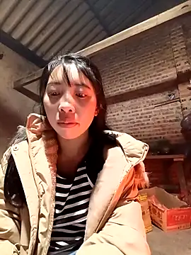 Snapshot of emaame68 chatting on 11-27-25, 11:18 emaame68 online show from 11-27-25, 11:18