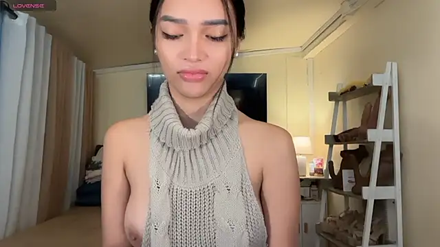 Snapshot of _agatha143_ chatting on 06-26-26, 03:11 agatha143 online show from 06-26-26, 03:11