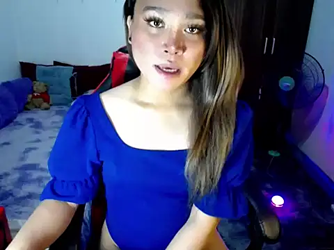 Urassiansweetcummer online show from 03-10-26, 06:46