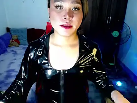 Urassiansweetcummer online show from 04-02-26, 09:34