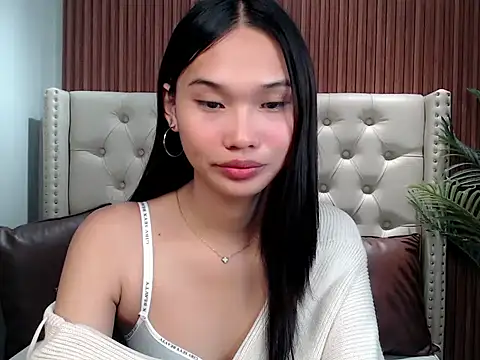 Snapshot of universal_slutt chatting on 02-10-26, 04:22 universal slutt online show from 02-10-26, 04:22