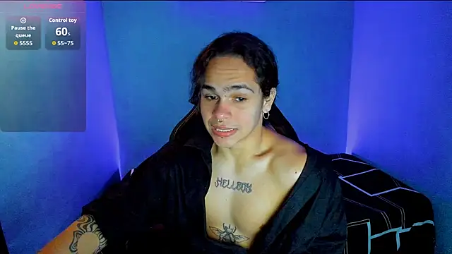 Snapshot of Maximiliano_scoott__ chatting on 09-19-25, 05:35 Maximiliano scoott   online show from 09-19-25, 05:35