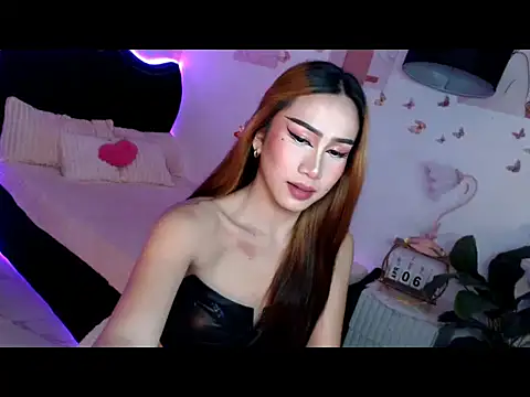 Sluttyvana online show from 04-06-26, 03:35