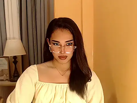 Snapshot of magnificent_kitana chatting on 10-02-25, 12:45 magnificent kitana online show from 10-02-25, 12:45