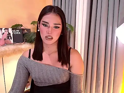 Snapshot of magnificent_kitana chatting on 02-26-26, 05:45 magnificent kitana online show from 02-26-26, 05:45