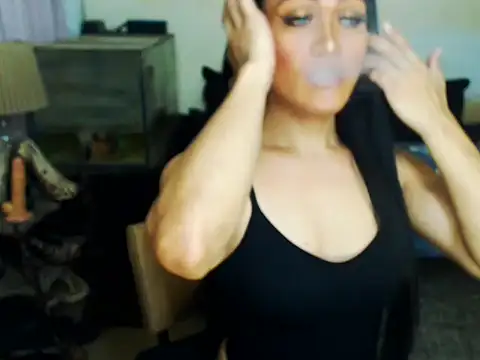 Snapshot of suzie_009 chatting on 12-04-25, 03:16 suzie 009 online show from 12-04-25, 03:16