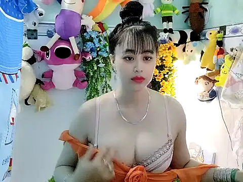 Snapshot of emgaixinhngoan chatting on 11-20-25, 02:45 emgaixinhngoan online show from 11-20-25, 02:45