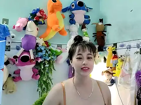 Snapshot of emgaixinhngoan chatting on 11-25-25, 02:00 emgaixinhngoan online show from 11-25-25, 02:00