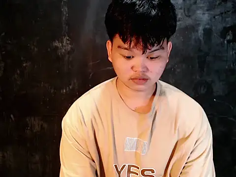 Reynelcock online show from 09-28-25, 01:05