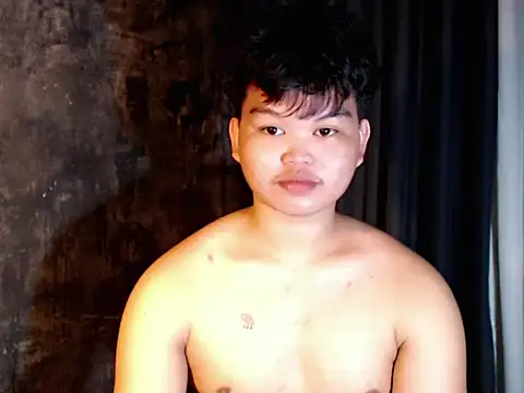 Reynelcock online show from 10-01-25, 02:56