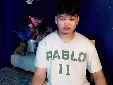 Reynelcock online show from 11-07-25, 03:56