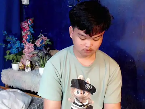 Reynelcock online show from 02-26-26, 04:55