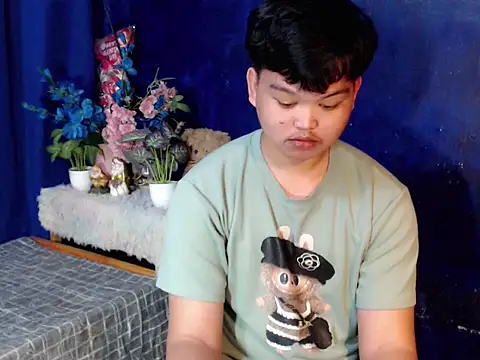 Reynelcock online show from 02-26-26, 05:01