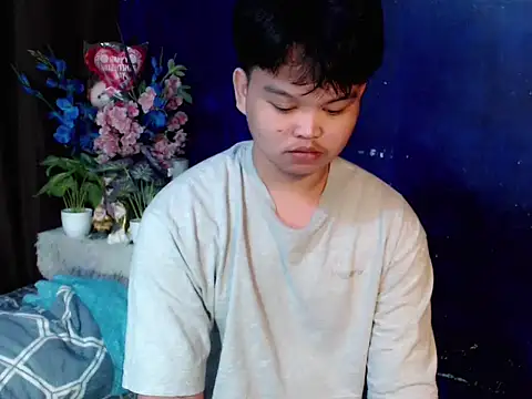 Reynelcock online show from 03-24-26, 06:13