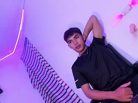 urhot chany online show from 05-18-26, 04:18