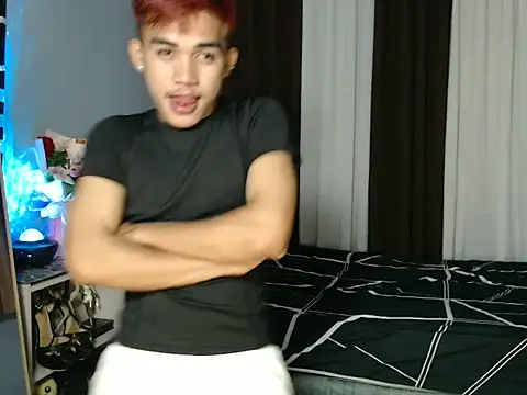 urhot chany online show from 06-18-26, 05:28