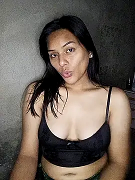 Wena Larson88 online show from 02-15-26, 03:31