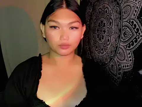 Snapshot of Lou_heart chatting on 07-16-26, 10:32 Lou heart online show from 07-16-26, 10:32