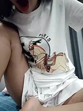 Snapshot of Catsexy_111 chatting on 03-17-26, 03:48 Catsexy 111 online show from 03-17-26, 03:48