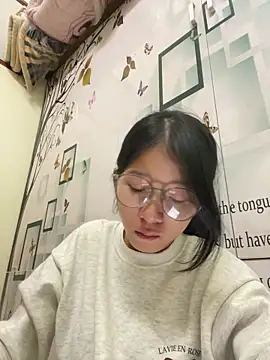 meomeo2k6 online show from 11-03-25, 02:07