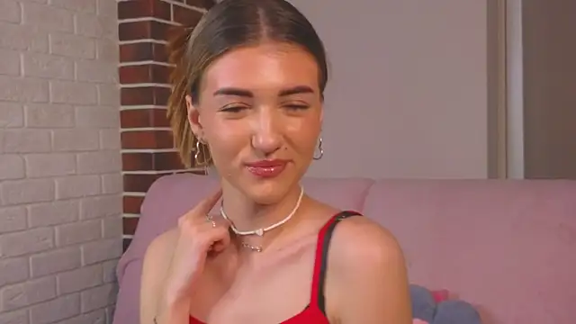 Snapshot of BeatrixGummer chatting on 09-12-25, 08:20 BeatrixGummer online show from 09-12-25, 08:20