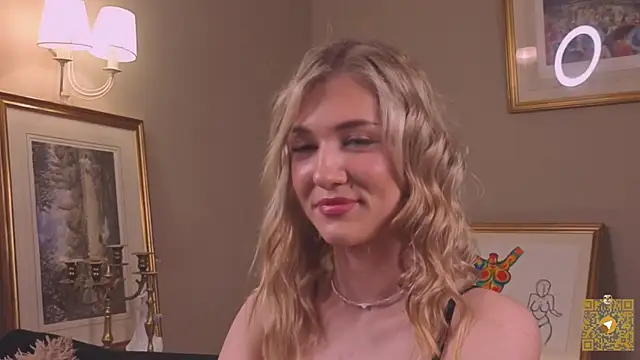 Snapshot of BeatrixGummer chatting on 10-09-25, 08:07 BeatrixGummer online show from 10-09-25, 08:07