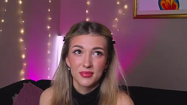 Snapshot of BeatrixGummer chatting on 12-04-25, 08:06 BeatrixGummer online show from 12-04-25, 08:06