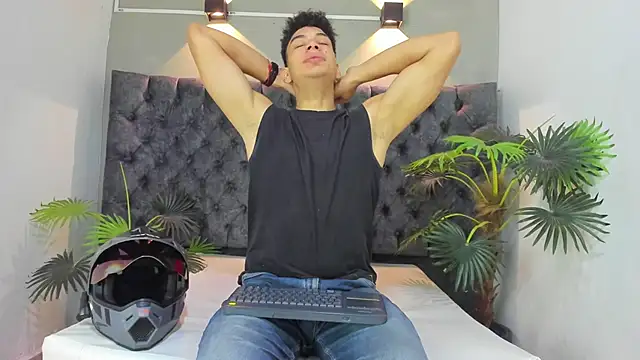 ALAN REDINGER online show from 09-30-25, 01:38