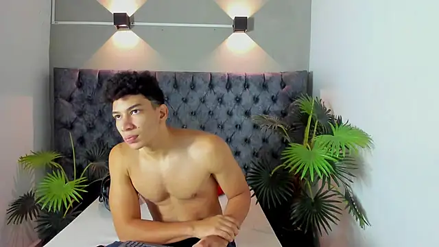 ALAN REDINGER online show from 10-17-25, 01:14