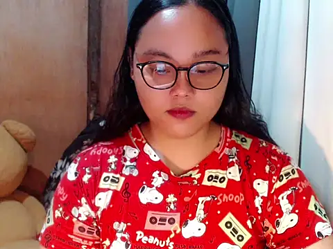  Lylia online show from 11-19-25, 12:10