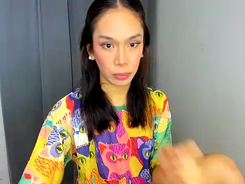 lucyshanex online show from 11-12-25, 03:56