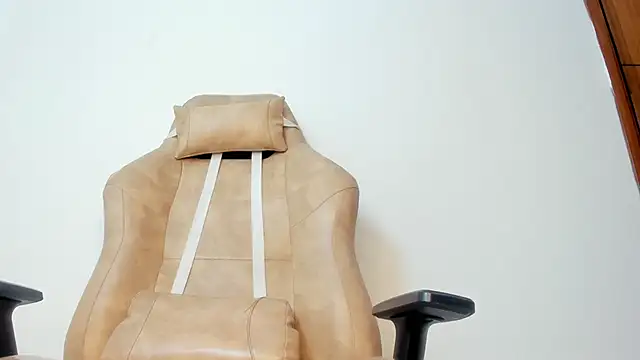 Snapshot of Kaidapunk chatting on 02-06-26, 08:23 Kaidapunk online show from 02-06-26, 08:23