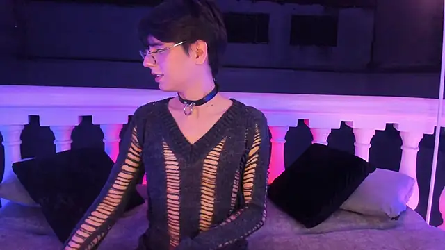 luixdust  online show from 09-20-25, 05:08