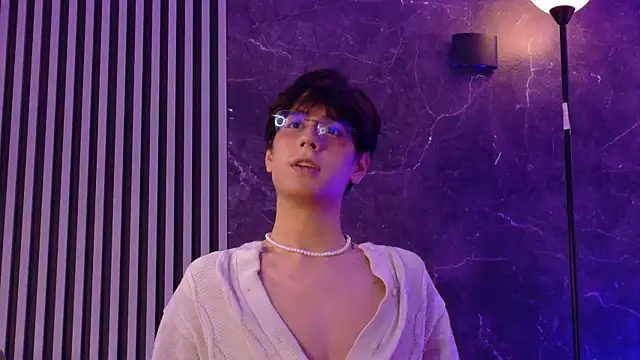 luixdust  online show from 09-22-25, 05:53