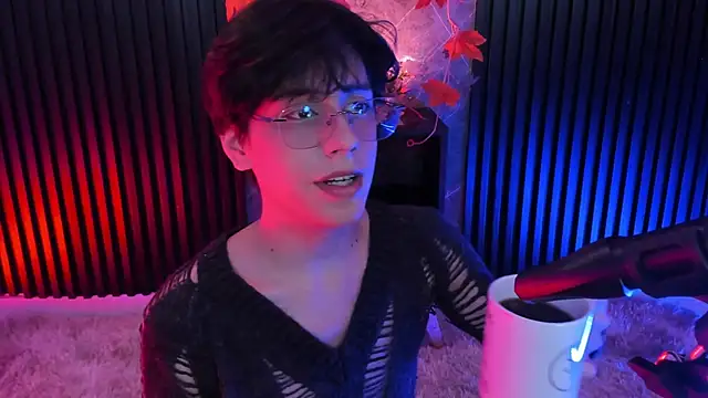 luixdust  online show from 09-30-25, 04:50