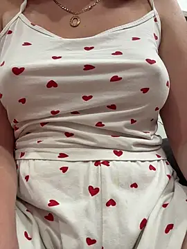 Snapshot of Umka-29 chatting on 11-20-25, 03:45 Umka-29 online show from 11-20-25, 03:45