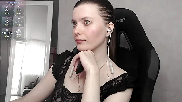 Snapshot of cute_elfy_ chatting on 09-08-25, 02:16 cute elfy online show from 09-08-25, 02:16