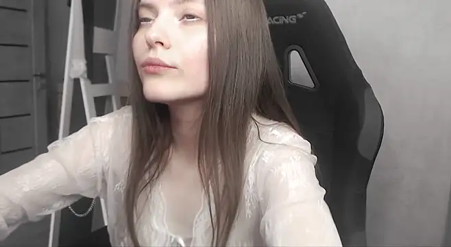 Snapshot of cute_elfy_ chatting on 06-06-26, 01:38 cute elfy online show from 06-06-26, 01:38