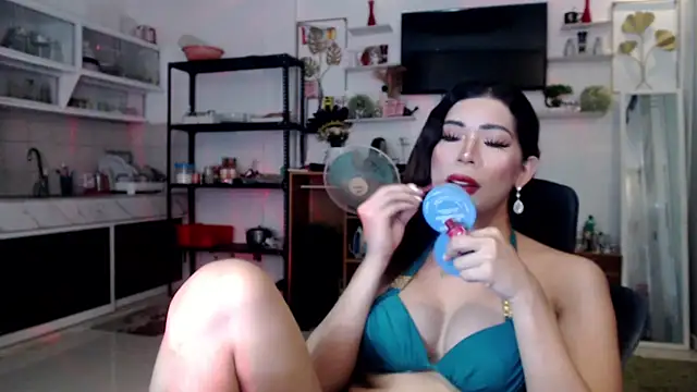 Snapshot of goddessofbigcock1234 chatting on 10-07-25, 01:58 goddessofbigcock1234 online show from 10-07-25, 01:58