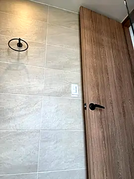 Snapshot of Nikii__ chatting on 11-07-25, 01:33 Nikii online show from 11-07-25, 01:33