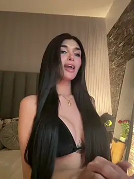 EmeraldGreyson online show from 04-21-26, 11:38