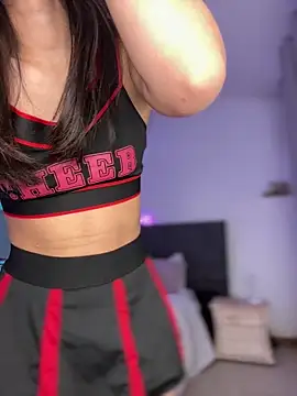 Snapshot of julieta_jhonss chatting on 11-01-25, 03:08 julieta jhonss online show from 11-01-25, 03:08