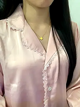 Snapshot of JennyQueen18 chatting on 10-18-25, 03:57 JennyQueen18 online show from 10-18-25, 03:57