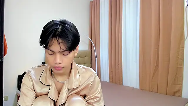 hotfreshdior online show from 09-23-25, 07:39