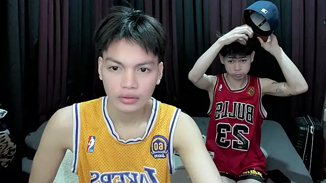 hotfreshdior online show from 12-13-25, 08:04